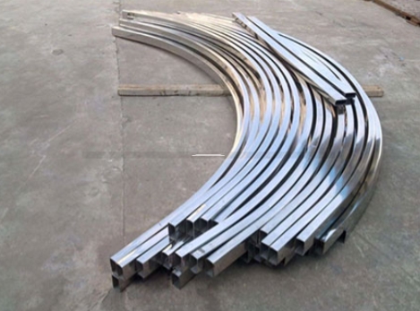 营口铝型材拉弯加工：工业塑形